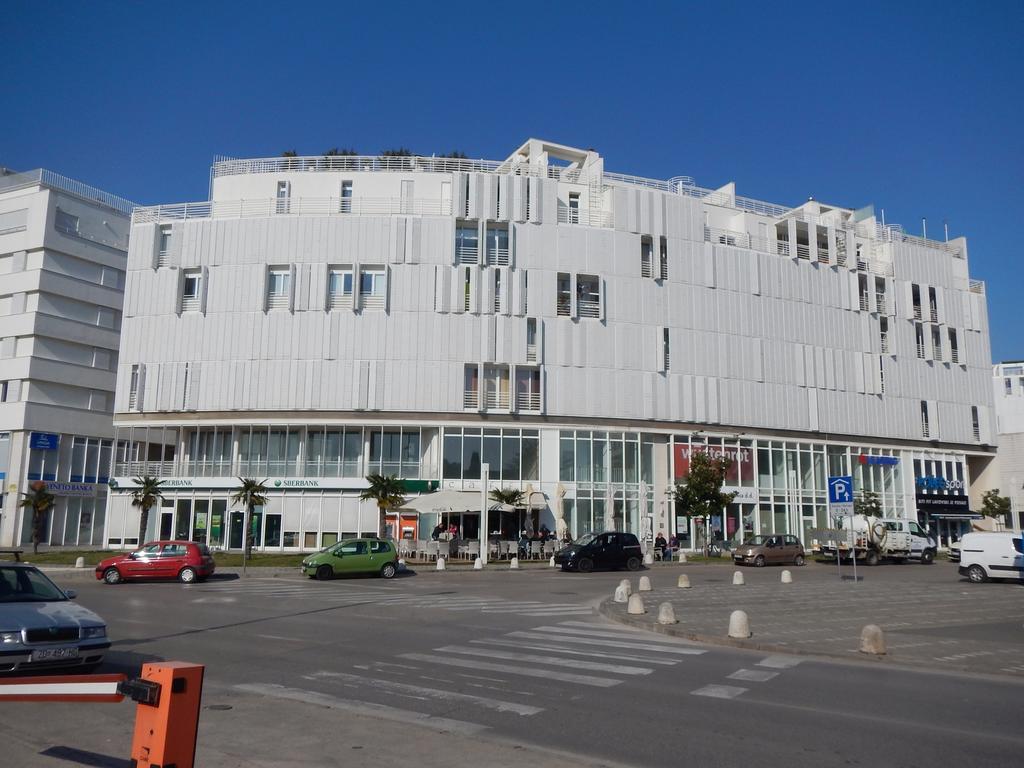 Apartment Mahagony Deluxe 자다르 객실 사진
