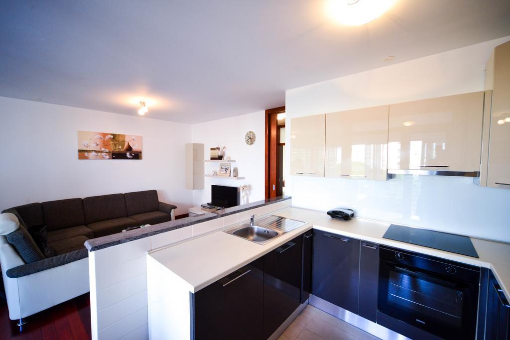 Apartment Mahagony Deluxe 자다르 객실 사진